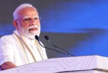 PM मोदी का कांग्रेस पर हमला, बोले- हमने 50 हजार रेल कोच बनाए, कांग्रेस 10 साल में 50 हजार टॉयलेट भी नहीं बना पाई