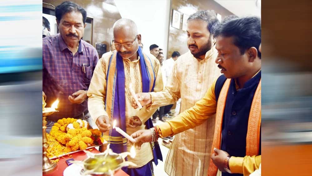 आस्था, परंपरा और भव्यता के रंग में सजेगा ऐतिहासिक बस्तर दशहरा आस्था, परंपरा और भव्यता के रंग में सजेगा ऐतिहासिक बस्तर दशहरा