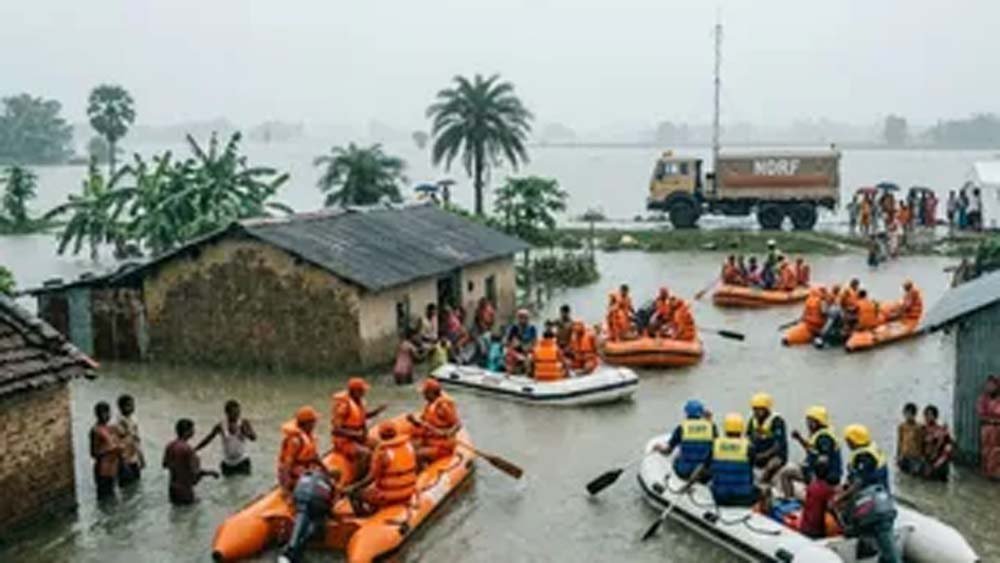 बिहार में भारी बारिश का अलर्ट, गंडक-बागमती-कोसी से जुड़े जिलों में प्रशासन सतर्क बिहार में भारी बारिश का अलर्ट, गंडक-बागमती-कोसी से जुड़े जिलों में प्रशासन सतर्क