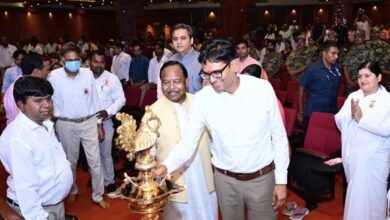 रायपुर : निःस्वार्थ सेवा और मानवता की मिसाल है डॉ. राजेश्वरी अम्मा का जीवन : वित्त मंत्री ओ.पी. चौधरी रायपुर : निःस्वार्थ सेवा और मानवता की मिसाल है डॉ. राजेश्वरी अम्मा का जीवन : वित्त मंत्री ओ.पी. चौधरी