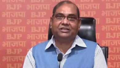 सपा का तुष्टिकरण और कथनी-करनी का सच सपा का तुष्टिकरण और कथनी-करनी का सच