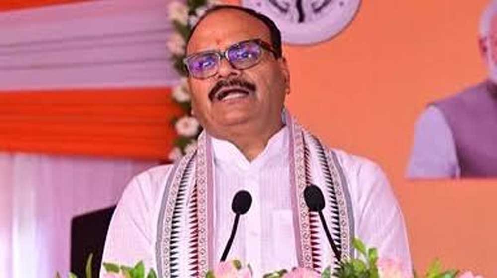 अब सरकारी डॉक्टर 70 वर्ष की उम्र तक दे सकेंगे सेवाएंः ब्रजेश पाठक अब सरकारी डॉक्टर 70 वर्ष की उम्र तक दे सकेंगे सेवाएंः ब्रजेश पाठक
