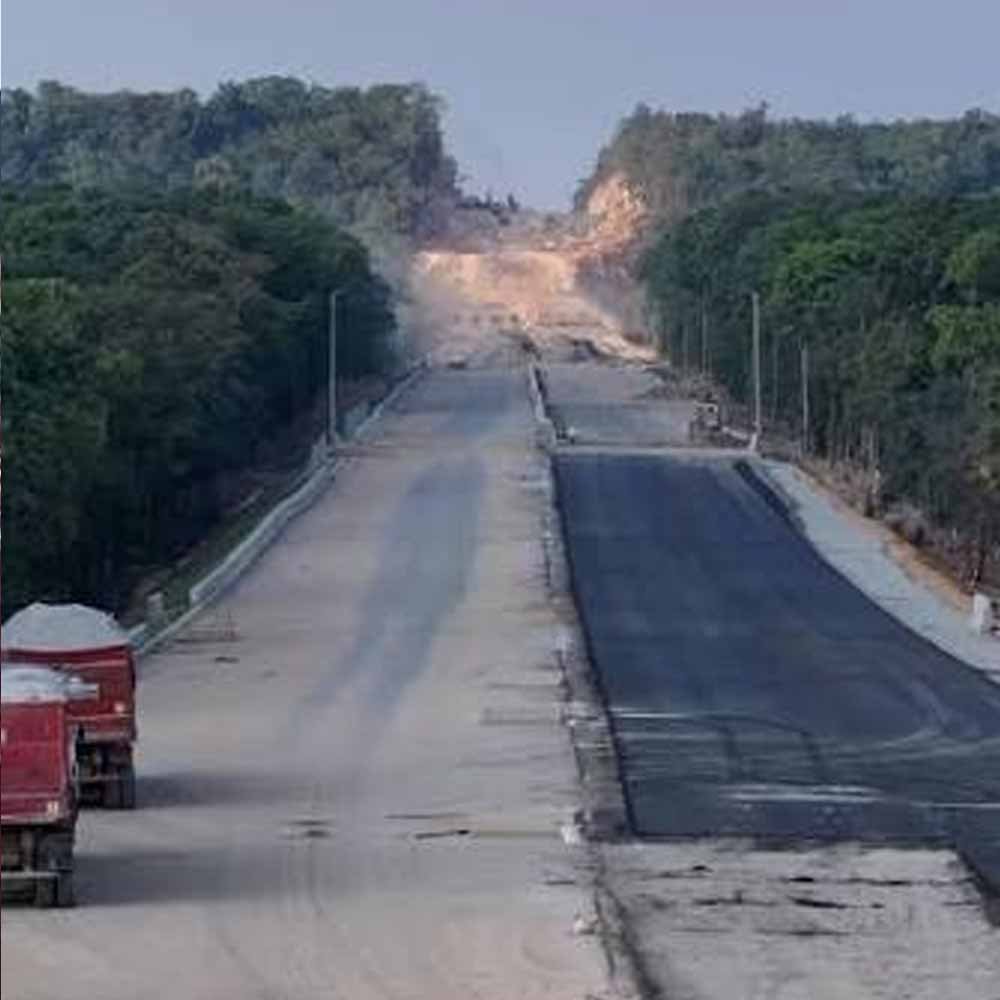 रायपुर-विशाखापट्टनम एक्सप्रेस-वे से बस्तर के बाजारों को मिलेगी नई रफ्तार रायपुर-विशाखापट्टनम एक्सप्रेस-वे से बस्तर के बाजारों को मिलेगी नई रफ्तार