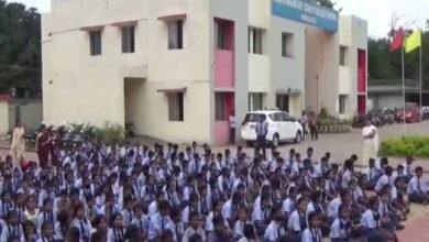 स्वामी आत्मानंद स्कूलों में LKG शुरू करने का आदेश स्वामी आत्मानंद स्कूलों में LKG शुरू करने का आदेश