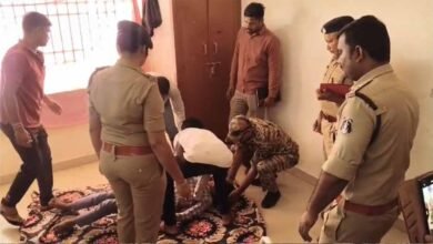 CG के एकलव्य आवासीय विद्यालय में 10वीं के छात्र ने फांसी लगाकर दी जान, मचा हड़कंप