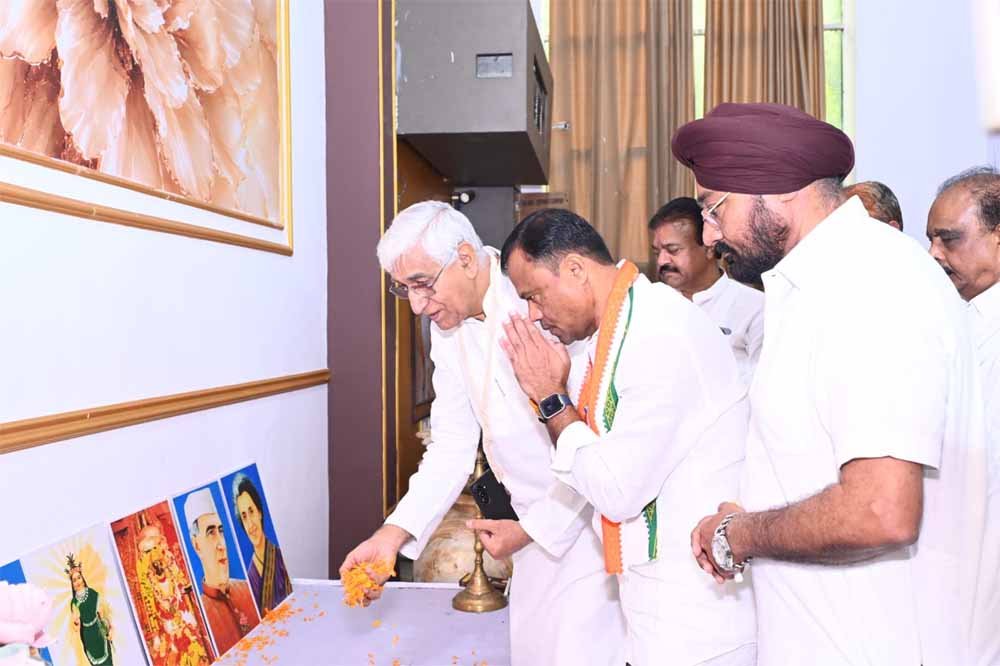 बस्तर में कांग्रेस का प्रशिक्षण शिविर, संगठन को जमीनी स्तर पर मिलेगी मजबूती बस्तर में कांग्रेस का प्रशिक्षण शिविर, संगठन को जमीनी स्तर पर मिलेगी मजबूती