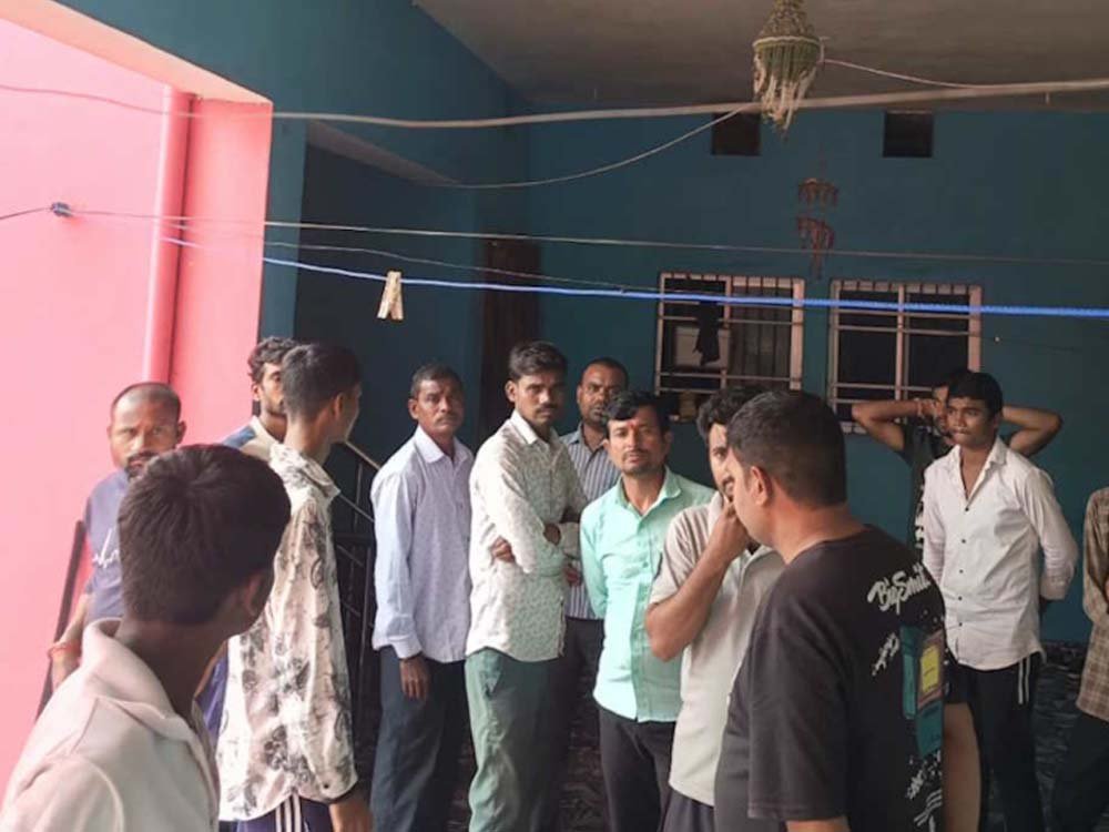 रायपुर में सनसनीखेज वारदात, पति ने पत्नी और दो नाबालिग बच्चों की हत्या की रायपुर में सनसनीखेज वारदात, पति ने पत्नी और दो नाबालिग बच्चों की हत्या की