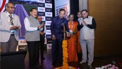 दुनिया की सबसे लंबी स्टील स्लैग रोड बनाकर जिंदल स्टील ने रचा इतिहास, बना गिनीज रिकॉर्ड दुनिया की सबसे लंबी स्टील स्लैग रोड बनाकर जिंदल स्टील ने रचा इतिहास, बना गिनीज रिकॉर्ड