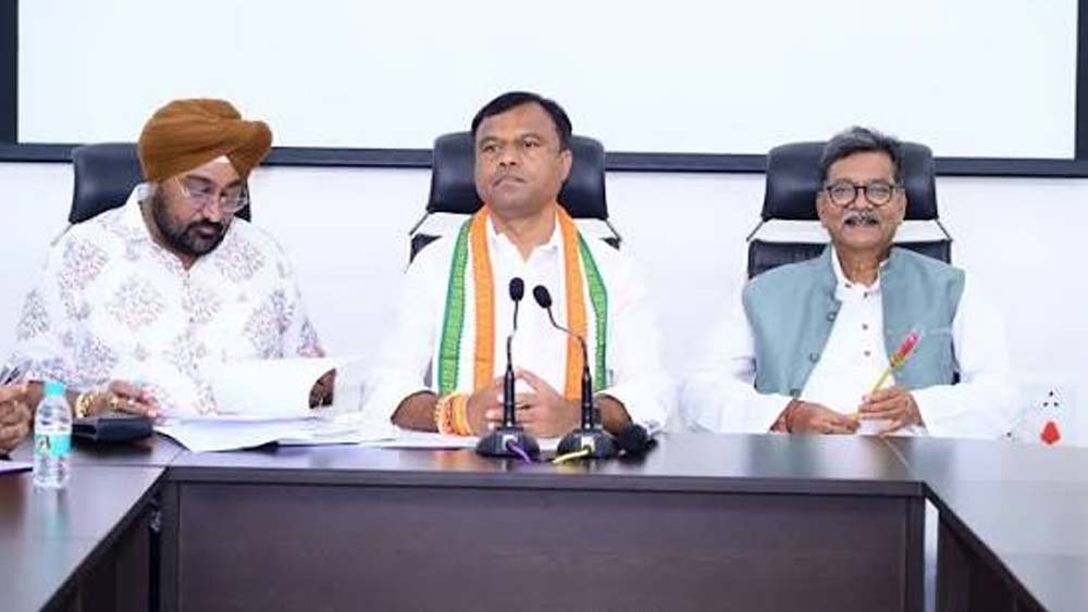 CG कांग्रेस कार्यकारिणी की बैठक शुरू, प्रदेश प्रभारी सुखदेव भगत समेत वरिष्ठ नेता शामिल CG कांग्रेस कार्यकारिणी की बैठक शुरू, प्रदेश प्रभारी सुखदेव भगत समेत वरिष्ठ नेता शामिल