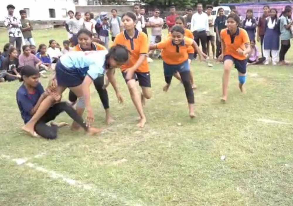 बस्तर ओलंपिक 2026-27 की तैयारी शुरू, 7 से 11 दिसंबर तक होंगे संभाग स्तरीय मुकाबले बस्तर ओलंपिक 2026-27 की तैयारी शुरू, 7 से 11 दिसंबर तक होंगे संभाग स्तरीय मुकाबले