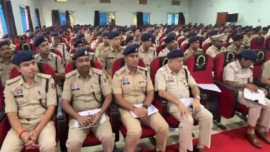डिप्टी CM विजय शर्मा का पुलिस को सख्त निर्देश, बोले- ‘नशे के नेटवर्क को जड़ से खत्म करना जरूरी’ डिप्टी CM विजय शर्मा का पुलिस को सख्त निर्देश, बोले- ‘नशे के नेटवर्क को जड़ से खत्म करना जरूरी’