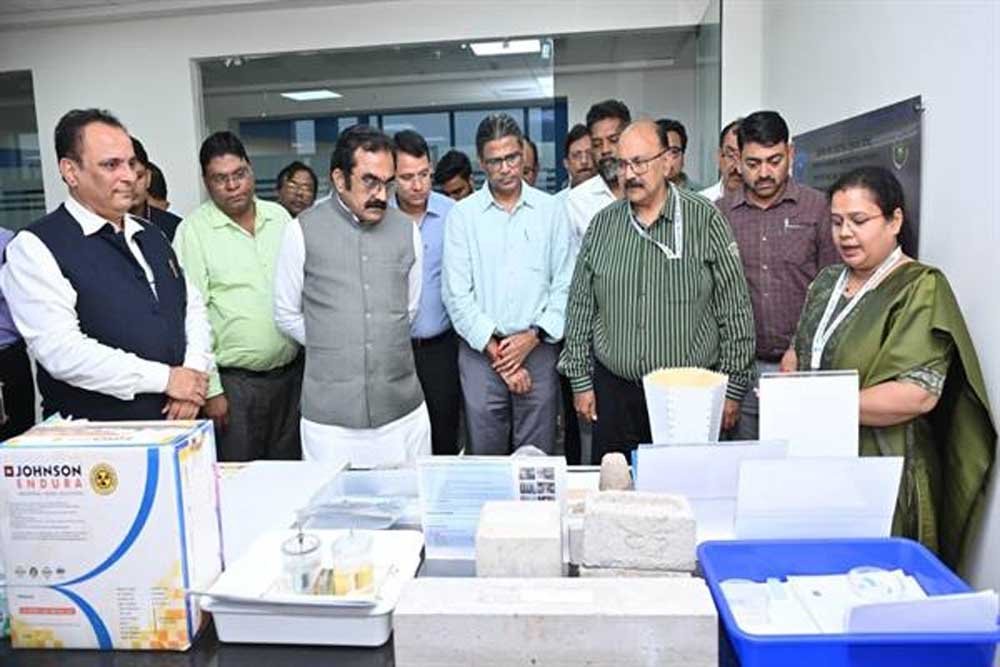 मध्यप्रदेश में सीमेंट-विहीन कंक्रीट की सड़कों के लिए सीएसआईआर-एम्प्री के साथ होगा एमओयू मध्यप्रदेश में सीमेंट-विहीन कंक्रीट की सड़कों के लिए सीएसआईआर-एम्प्री के साथ होगा एमओयू