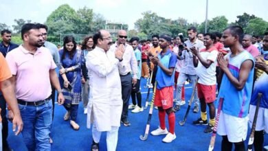 छत्तीसगढ़ हॉकी लीग : चयन ट्रायल के पहले दिन 223 खिलाड़ी उतरे मैदान पर, उप मुख्यमंत्री  अरुण साव ने खिलाड़ियों से की मुलाकात