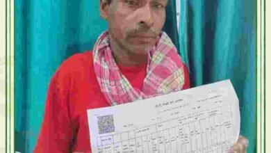 वर्षों से पिता के नाम दर्ज थी जमीन, लोक सेवा गारंटी से किसान रतम राम को मिला हक वर्षों से पिता के नाम दर्ज थी जमीन, लोक सेवा गारंटी से किसान रतम राम को मिला हक
