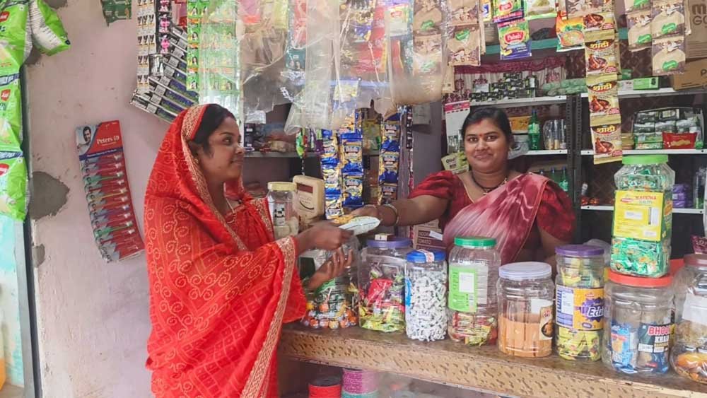सेवा संकल्प अभियान: प्रधानमंत्री श्री नरेन्द्र मोदी के ‘लखपति दीदी’ संकल्प से आत्मनिर्भरता की राह पर रानू कैवर्त सेवा संकल्प अभियान: प्रधानमंत्री श्री नरेन्द्र मोदी के ‘लखपति दीदी’ संकल्प से आत्मनिर्भरता की राह पर रानू कैवर्त
