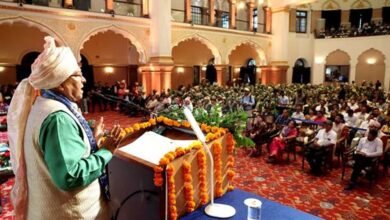 दीक्षांत शपथ का करें आजीवन पालन : राज्यपाल पटेल दीक्षांत शपथ का करें आजीवन पालन : राज्यपाल पटेल