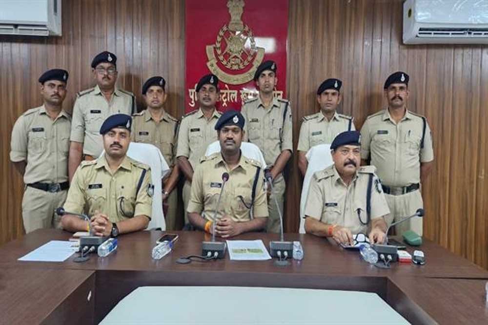 मादक पदार्थों के विरुद्ध मध्य प्रदेश पुलिस की बड़ी कार्रवाई मादक पदार्थों के विरुद्ध मध्य प्रदेश पुलिस की बड़ी कार्रवाई