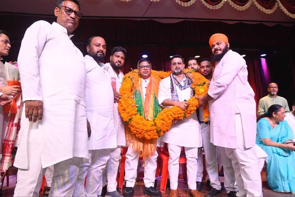राजधानी लखनऊ में दानिश आजाद अंसारी ने दिया समाजवादी पार्टी को जवाब, कुंवर बासित अली के स्वागत में उमड़ा जनसैलाब राजधानी लखनऊ में दानिश आजाद अंसारी ने दिया समाजवादी पार्टी को जवाब, कुंवर बासित अली के स्वागत में उमड़ा जनसैलाब