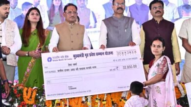 विकसित छत्तीसगढ़ के निर्माण में अब कोई बाधा नहीं, विकास की गति होगी और तेज : मुख्यमंत्री विष्णु देव साय विकसित छत्तीसगढ़ के निर्माण में अब कोई बाधा नहीं, विकास की गति होगी और तेज : मुख्यमंत्री विष्णु देव साय