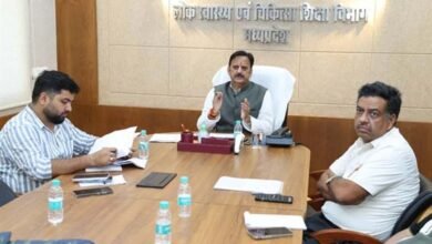 उप मुख्यमंत्री शुक्ल ने शहडोल में सेवा संकल्प अभियान की तैयारियों की समीक्षा की उप मुख्यमंत्री शुक्ल ने शहडोल में सेवा संकल्प अभियान की तैयारियों की समीक्षा की