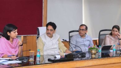 योगी सरकार के ट्रिलियन डॉलर अर्थव्यवस्था के लक्ष्य को आईटी-इलेक्ट्रॉनिक्स सेक्टर से मिलेगी नई गति योगी सरकार के ट्रिलियन डॉलर अर्थव्यवस्था के लक्ष्य को आईटी-इलेक्ट्रॉनिक्स सेक्टर से मिलेगी नई गति