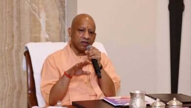बाढ़ प्रभावितों के लिए योगी सरकार का राहत अभियान जारी, 21,226 लोगों को सुरक्षित स्थानों पर पहुंचाया बाढ़ प्रभावितों के लिए योगी सरकार का राहत अभियान जारी, 21,226 लोगों को सुरक्षित स्थानों पर पहुंचाया