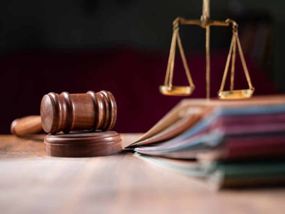 मुस्लिम पति की संपत्ति में हिंदू पत्नी का हक? कोर्ट में पहुंचा मामला मुस्लिम पति की संपत्ति में हिंदू पत्नी का हक? कोर्ट में पहुंचा मामला