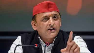 अखिलेश यादव का किसानों से बड़ा वादा, सपा सरकार बनी तो मुफ्त इलाज और 24 घंटे में गन्ना भुगतान