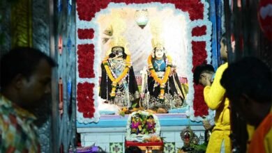 उप मुख्यमंत्री एवं कवर्धा विधायक विजय शर्मा ने श्रीकृष्ण जन्माष्टमी पर श्री राधा-कृष्ण बड़े मंदिर में की पूजा-अर्चना उप मुख्यमंत्री एवं कवर्धा विधायक विजय शर्मा ने श्रीकृष्ण जन्माष्टमी पर श्री राधा-कृष्ण बड़े मंदिर में की पूजा-अर्चना