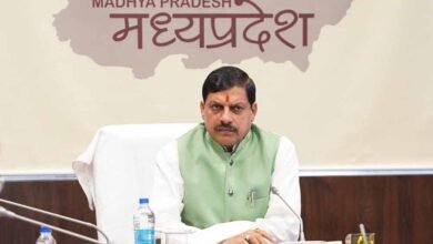 मुख्यमंत्री डॉ. यादव के निर्देश पर हुए 3 अधिकारी निलंबित, 1 को किया मुख्यालय अटैच