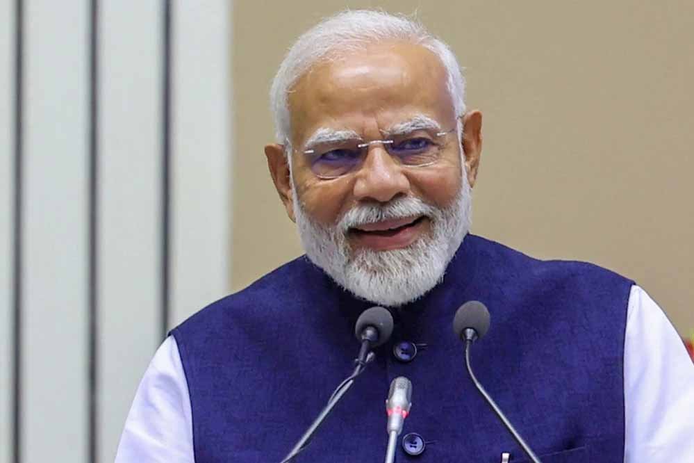PM मोदी का शिक्षकों को संदेश, बोले- बच्चों का बचपन बचाना और प्रतिभा निखारना आपकी जिम्मेदारी PM मोदी का शिक्षकों को संदेश, बोले- बच्चों का बचपन बचाना और प्रतिभा निखारना आपकी जिम्मेदारी