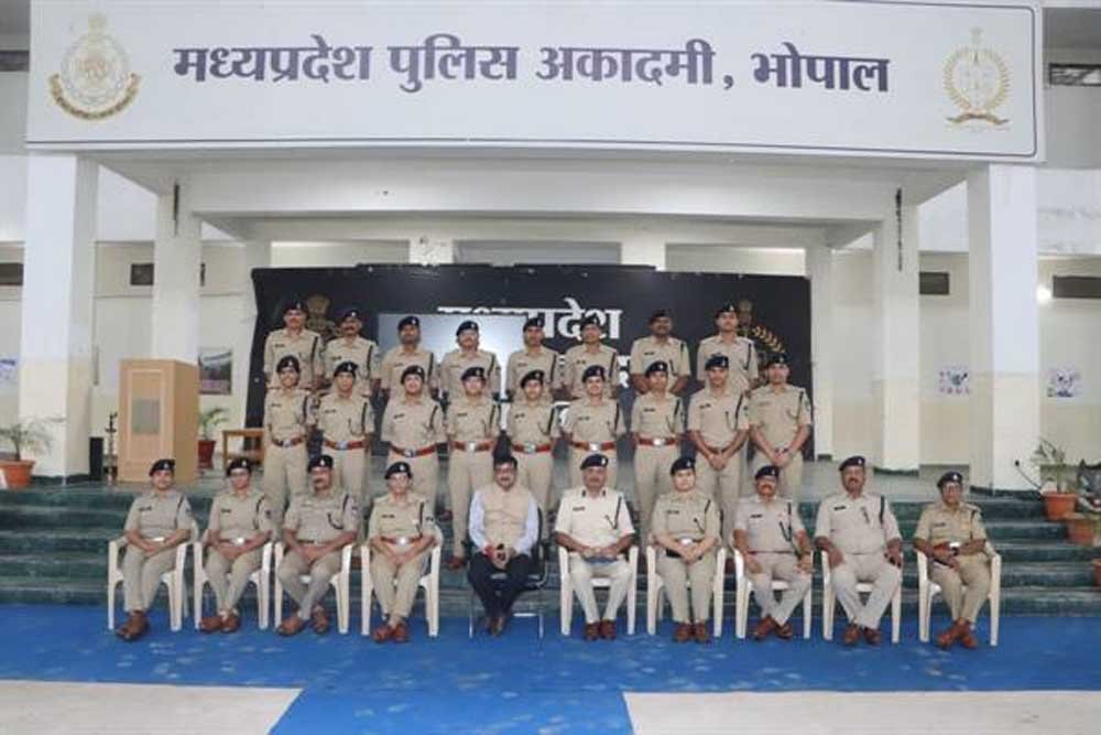 मध्यप्रदेश पुलिस अकादमी में 46वें उप पुलिस अधीक्षक बैच के बुनियादी प्रशिक्षण का शुभारंभ मध्यप्रदेश पुलिस अकादमी में 46वें उप पुलिस अधीक्षक बैच के बुनियादी प्रशिक्षण का शुभारंभ