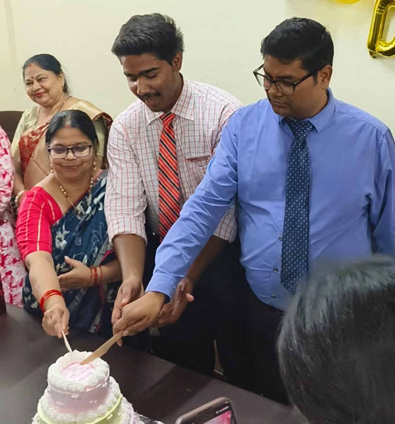 पीएम श्री केवी क्रमांक 5 में गुरुओं को नमन, हर्षोल्लास से मना शिक्षक दिवस पीएम श्री केवी क्रमांक 5 में गुरुओं को नमन, हर्षोल्लास से मना शिक्षक दिवस