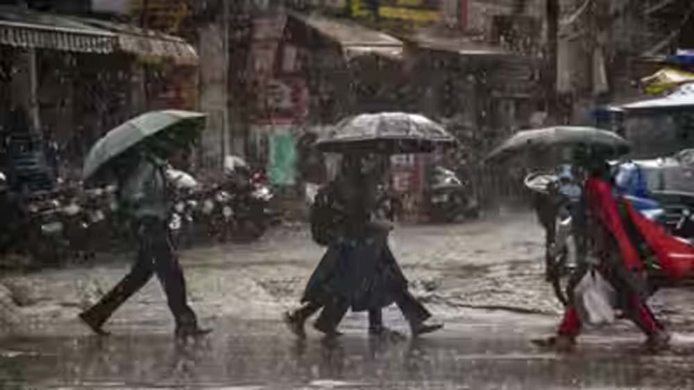 बिहार में बारिश का दौर थमेगा, अगले 2 दिन 5 डिग्री तक बढ़ सकता है तापमान बिहार में बारिश का दौर थमेगा, अगले 2 दिन 5 डिग्री तक बढ़ सकता है तापमान