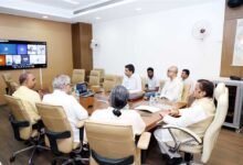 चिकित्सकों में सेवा और संवेदनशीलता का भाव स्वास्थ्य सेवाओं के विधिवत प्रदाय के लिए अहम : उप मुख्यमंत्री  शुक्ल