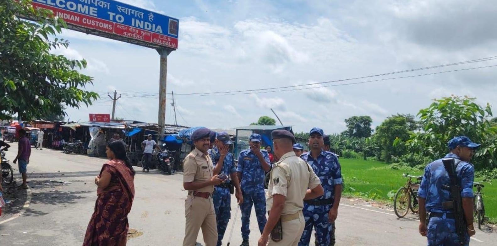 भारत-नेपाल सीमा पर बदली आबादी का होगा सर्वे, गृह मंत्रालय ने शुरू की तैयारी भारत-नेपाल सीमा पर बदली आबादी का होगा सर्वे, गृह मंत्रालय ने शुरू की तैयारी