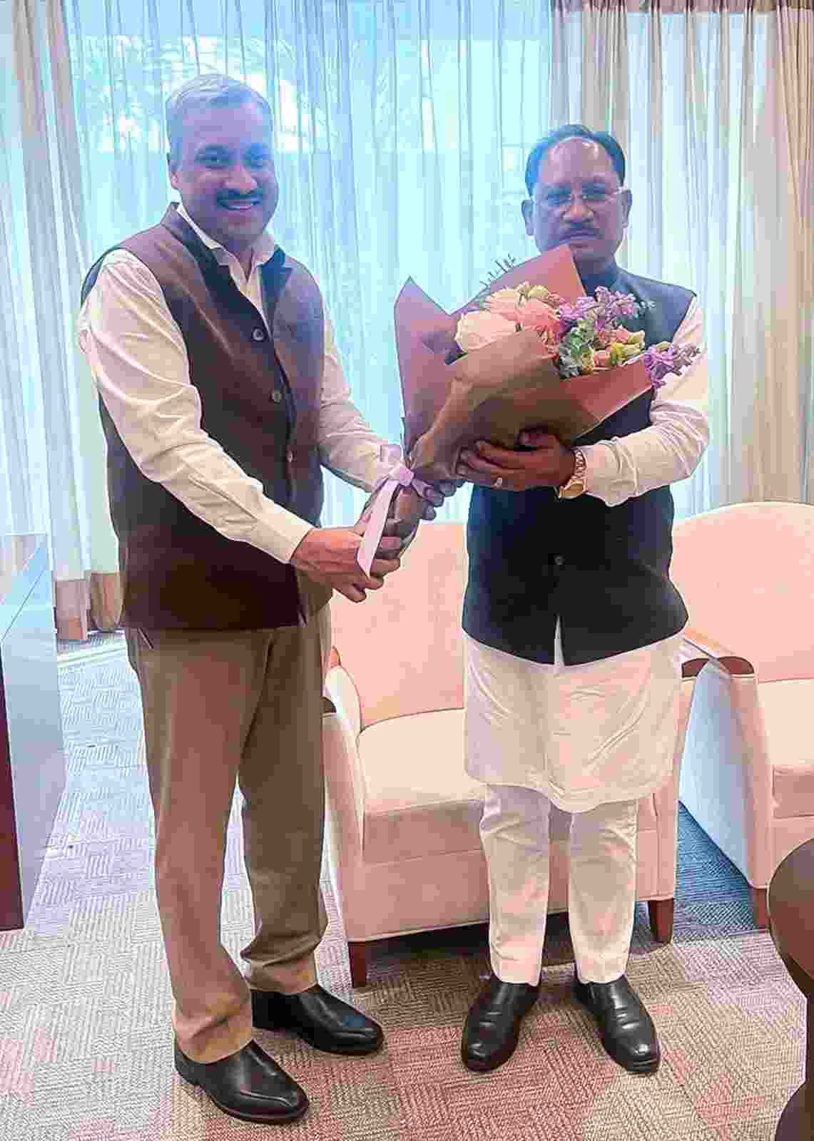 SING फोरम 2026 में सहभागिता के लिए सिंगापुर पहुंचे मुख्यमंत्री विष्णु देव साय SING फोरम 2026 में सहभागिता के लिए सिंगापुर पहुंचे मुख्यमंत्री विष्णु देव साय