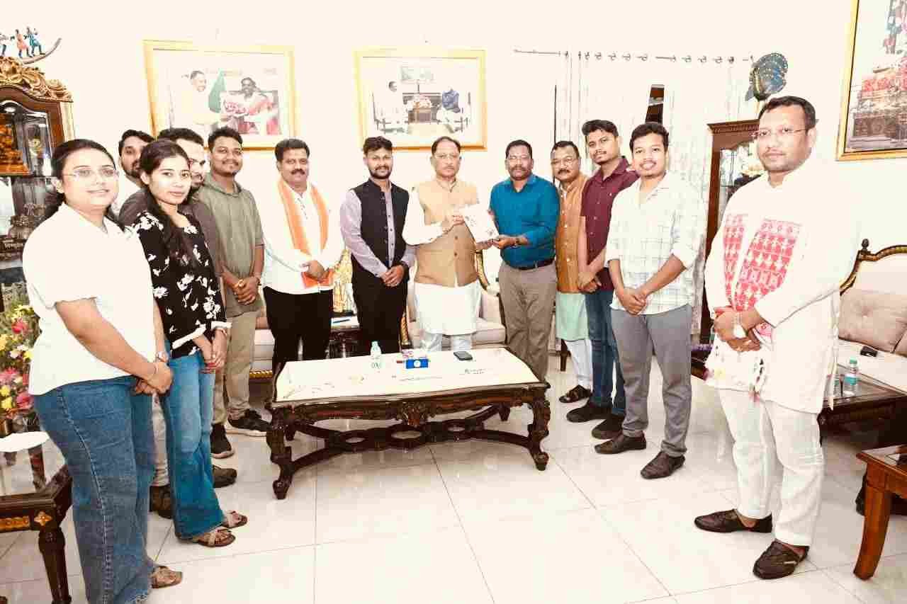 करम परब महोत्सव में शामिल होंगे मुख्यमंत्री विष्णु देव साय करम परब महोत्सव में शामिल होंगे मुख्यमंत्री विष्णु देव साय
