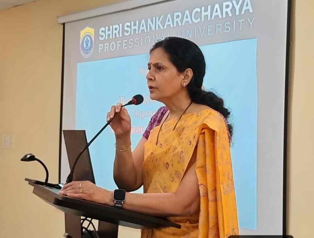श्री शंकराचार्य प्रोफेशनल यूनिवर्सिटी में सूक्ष्मजीव विज्ञान की दो दिवसीय कार्यशाला संपन्न श्री शंकराचार्य प्रोफेशनल यूनिवर्सिटी में सूक्ष्मजीव विज्ञान की दो दिवसीय कार्यशाला संपन्न
