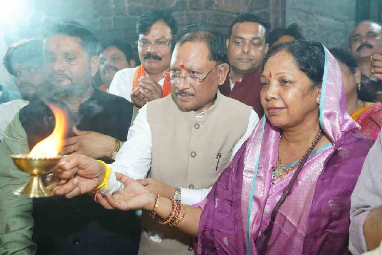 माता शबरी की भक्ति और प्रभु श्रीराम की स्मृतियों से जुड़ी पावन धरा हमारी समृद्ध सांस्कृतिक विरासत का प्रतीक : मुख्यमंत्री माता शबरी की भक्ति और प्रभु श्रीराम की स्मृतियों से जुड़ी पावन धरा हमारी समृद्ध सांस्कृतिक विरासत का प्रतीक : मुख्यमंत्री