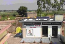 ‘मेरी बेटी–मेरा अभिमान’ अभियान के तहत ग्राम तर्रा में 7 लाख रुपए की लागत से निर्मित शौचालय में सौर ऊर्जा से प्रकाश व्यवस्था
