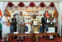 राष्ट्रपति द्रौपदी मुर्मु ने पूज्य माता हासी देवी जी के सम्मान में जारी किया 200 रूपए का स्मारक सिक्का