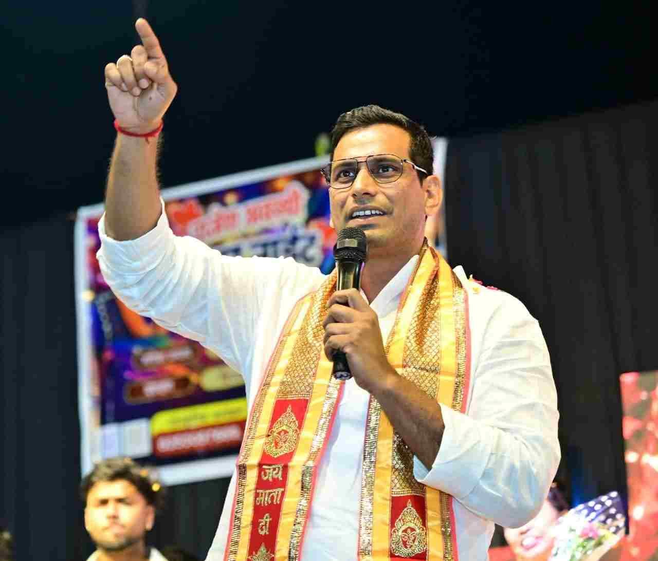 प्रारंभिक मतदाता सूची में भारी विसंगति, विधायक देवेन्द्र ने कहा, आपत्ति पर सुनवाई नहीं हुई तो जायेंगे कोर्ट प्रारंभिक मतदाता सूची में भारी विसंगति, विधायक देवेन्द्र ने कहा, आपत्ति पर सुनवाई नहीं हुई तो जायेंगे कोर्ट