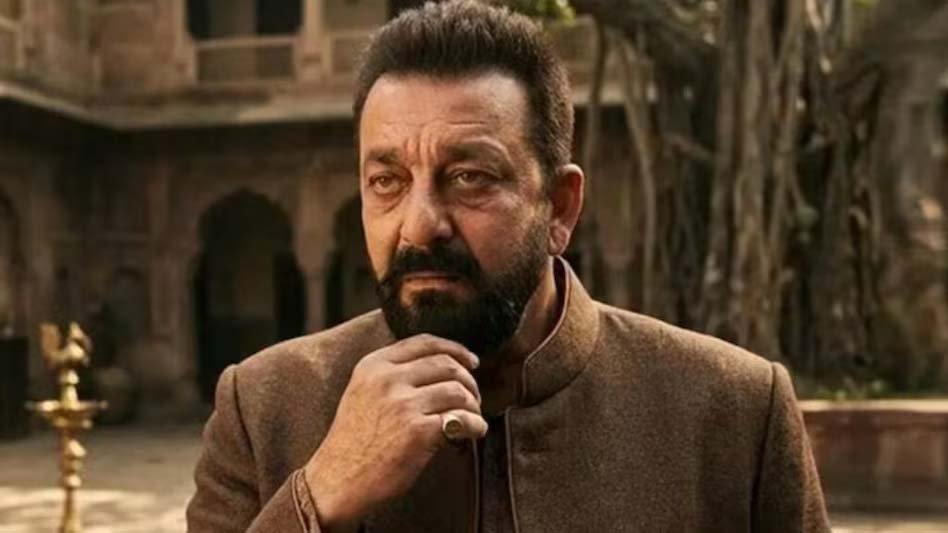 जेल के दिनों को याद कर छलका संजय दत्त का दर्द, बोले- पिता के सामने हथकड़ी लगना अंदर से तोड़ गया था जेल के दिनों को याद कर छलका संजय दत्त का दर्द, बोले- पिता के सामने हथकड़ी लगना अंदर से तोड़ गया था