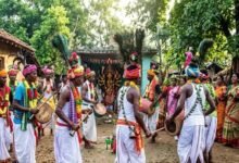 झारखंड में अनोखे अंदाज में मनाया जाता है दासाय पर्व, दुर्गा पूजा पर आदिवासी देते हैं भाईचारे का संदेश