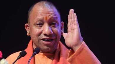 अखिलेश यादव का CM योगी को अयोध्या से चुनाव लड़ने का चैलेंज, बोले- मैं भी तैयार, आप भी नामांकन करें अखिलेश यादव का CM योगी को अयोध्या से चुनाव लड़ने का चैलेंज, बोले- मैं भी तैयार, आप भी नामांकन करें