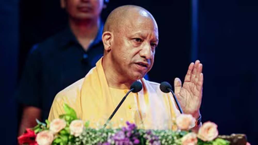 UP के 4.60 लाख छात्रों को स्कॉलरशिप, CM योगी ने एक क्लिक में खातों में भेजी करोड़ों की राशि UP के 4.60 लाख छात्रों को स्कॉलरशिप, CM योगी ने एक क्लिक में खातों में भेजी करोड़ों की राशि