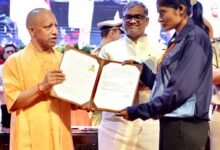 मुख्यमंत्री योगी आदित्यनाथ ने 470 खिलाड़ियों को सौंपे नियुक्ति पत्र, अब पुलिस की वर्दी में निभाएंगे नई जिम्मेदारी