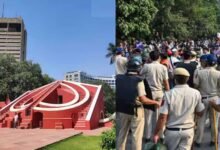 जंतर-मंतर पर अब नहीं होंगे धरना-प्रदर्शन? गृह मंत्रालय ने किया डिनोटिफाई, आंदोलन के लिए तय हुईं 3 जगहें