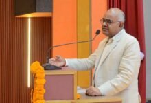 राजस्व, पंचायती राज, आयकर और रक्षा सेवाओं के अनुभवी अब संभालेंगे यूपी की मंडियों की कमान